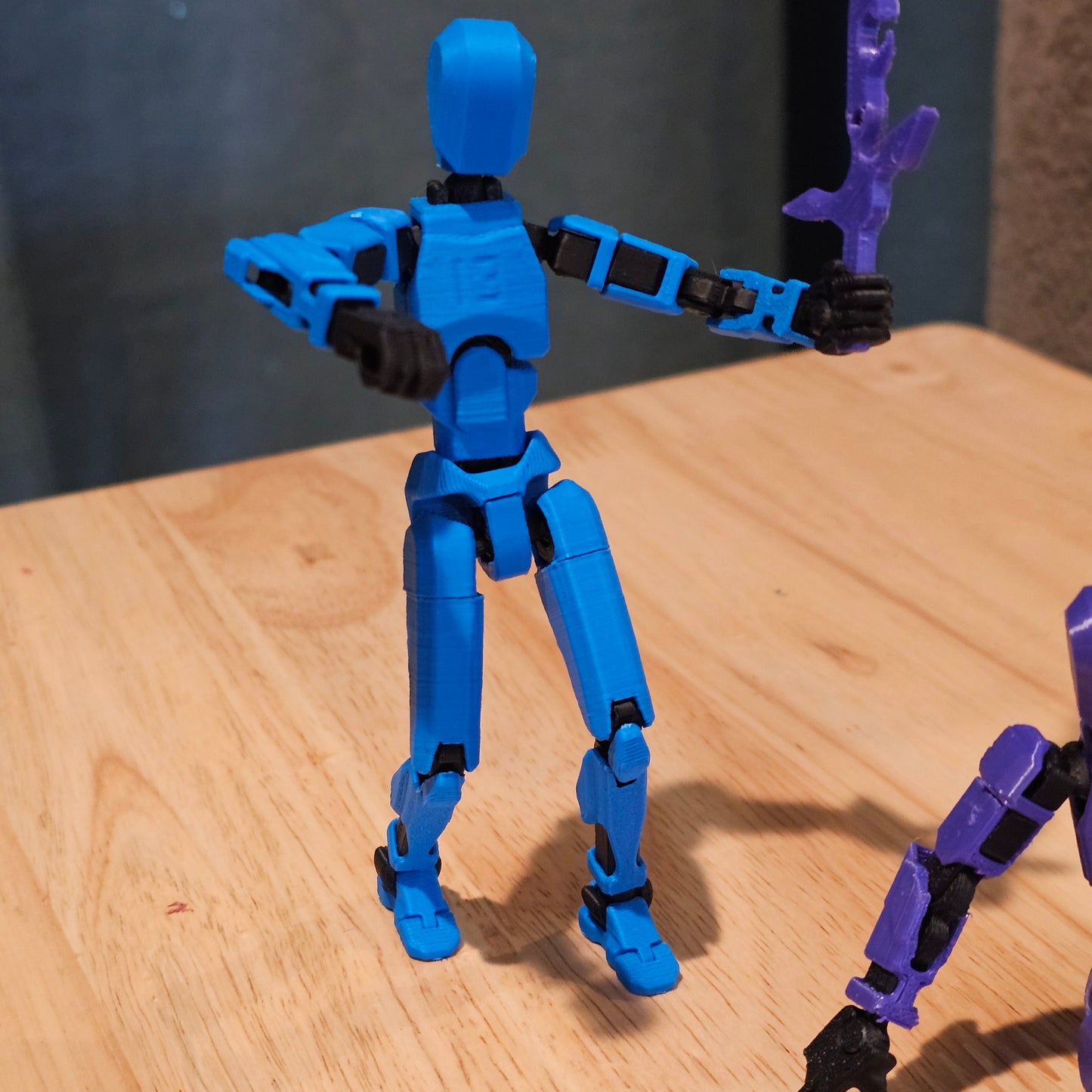 Fully Articulated Model Dummy – 3D Printed Poseable Figure & Stand