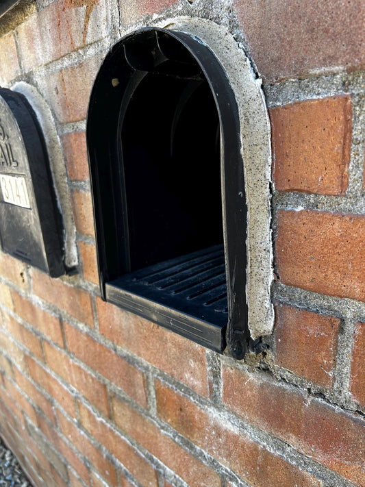 Replacement Door for Plastic Mailbox – Style 1 – Front Options: Plain, Text, or Decorative Figure