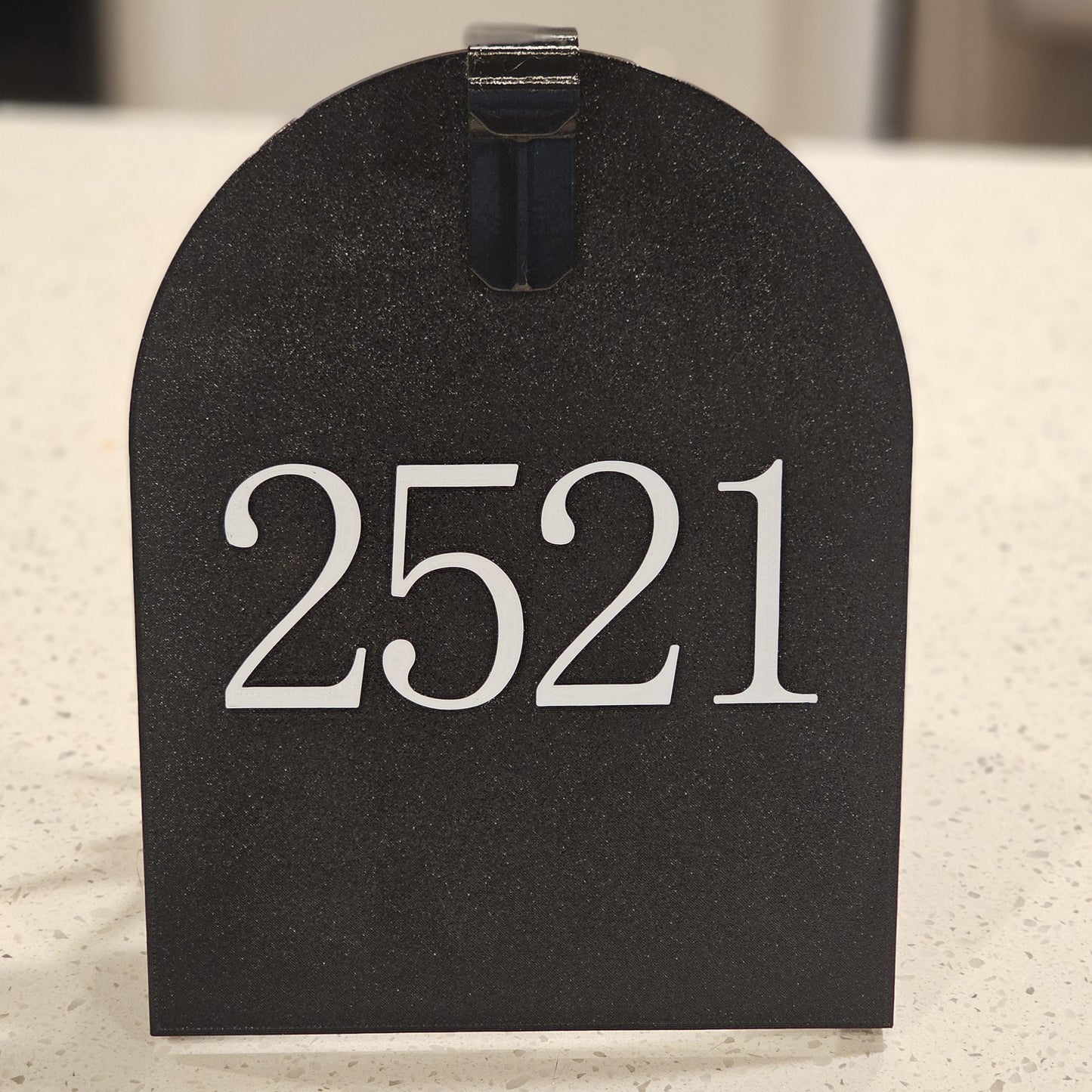 Replacement mailbox door with custom printed house number
