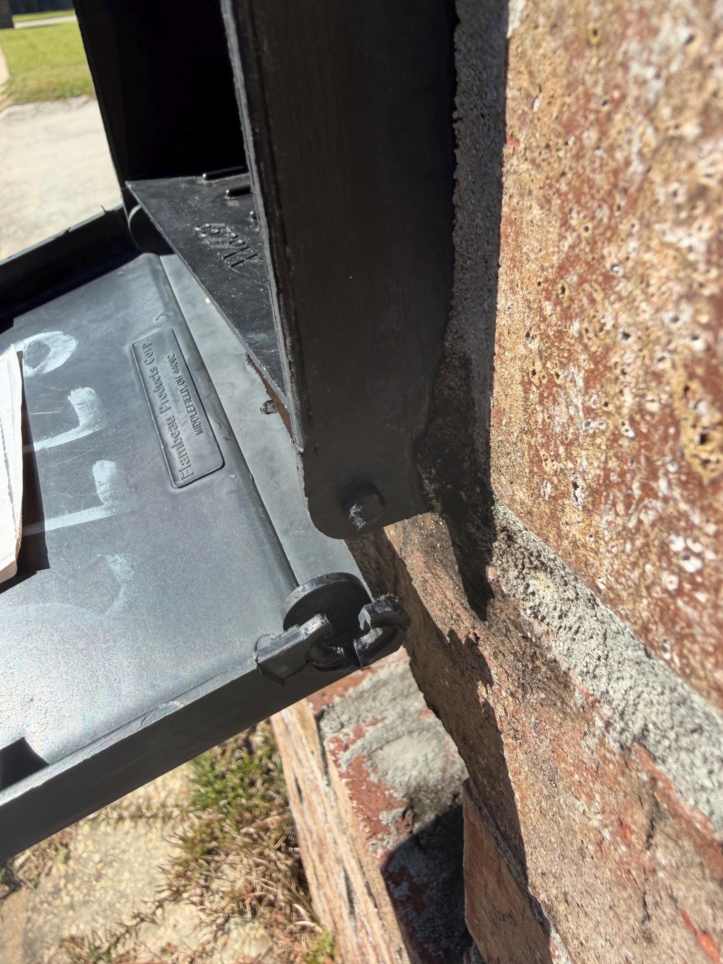 Replacement Door for Plastic Mailbox – Style 2 – Front Options: Plain, Text, or Decorative Figure (Copy)