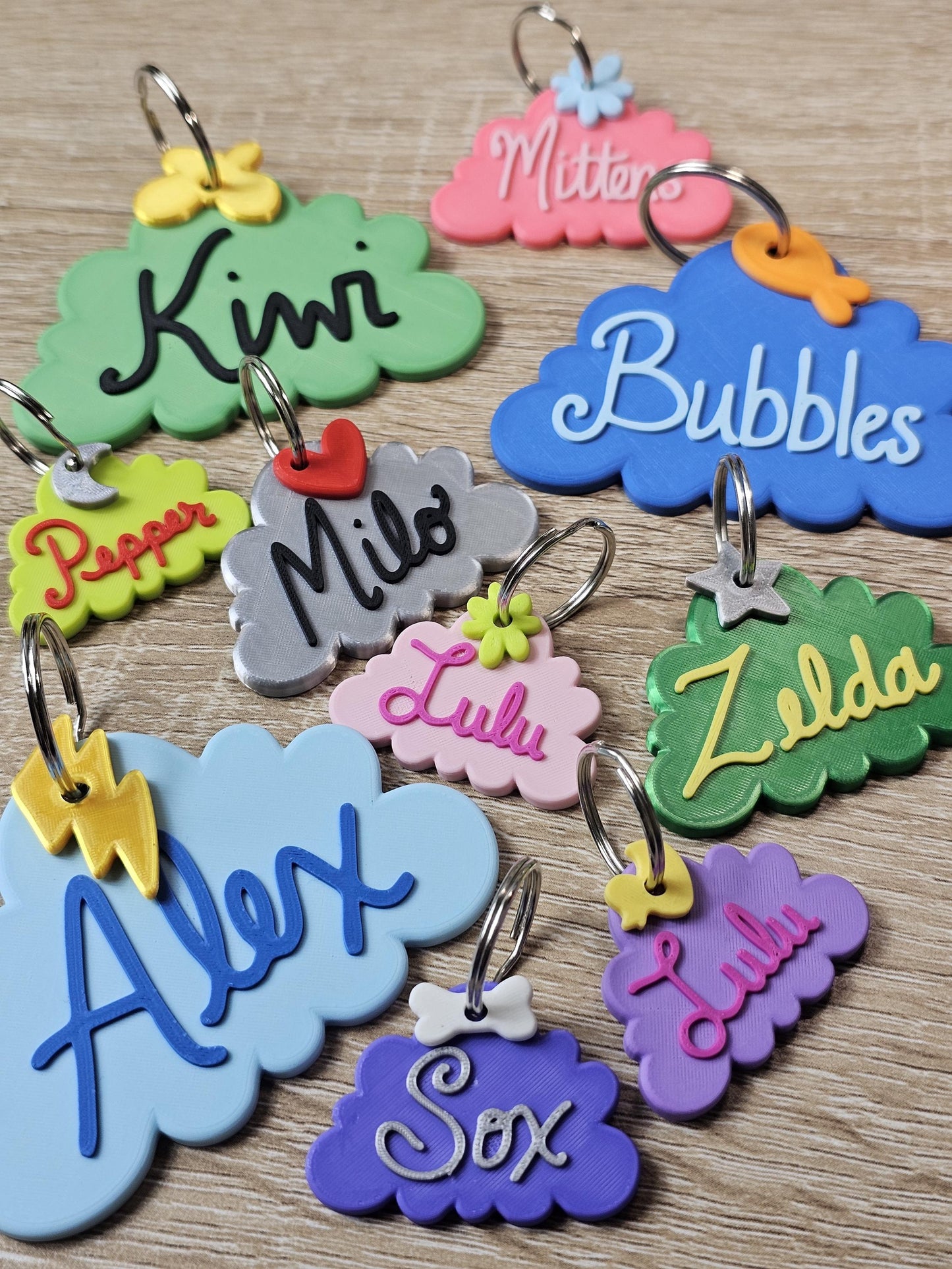 Cloud tags with names Kiwi, Bubbles, and Alex
