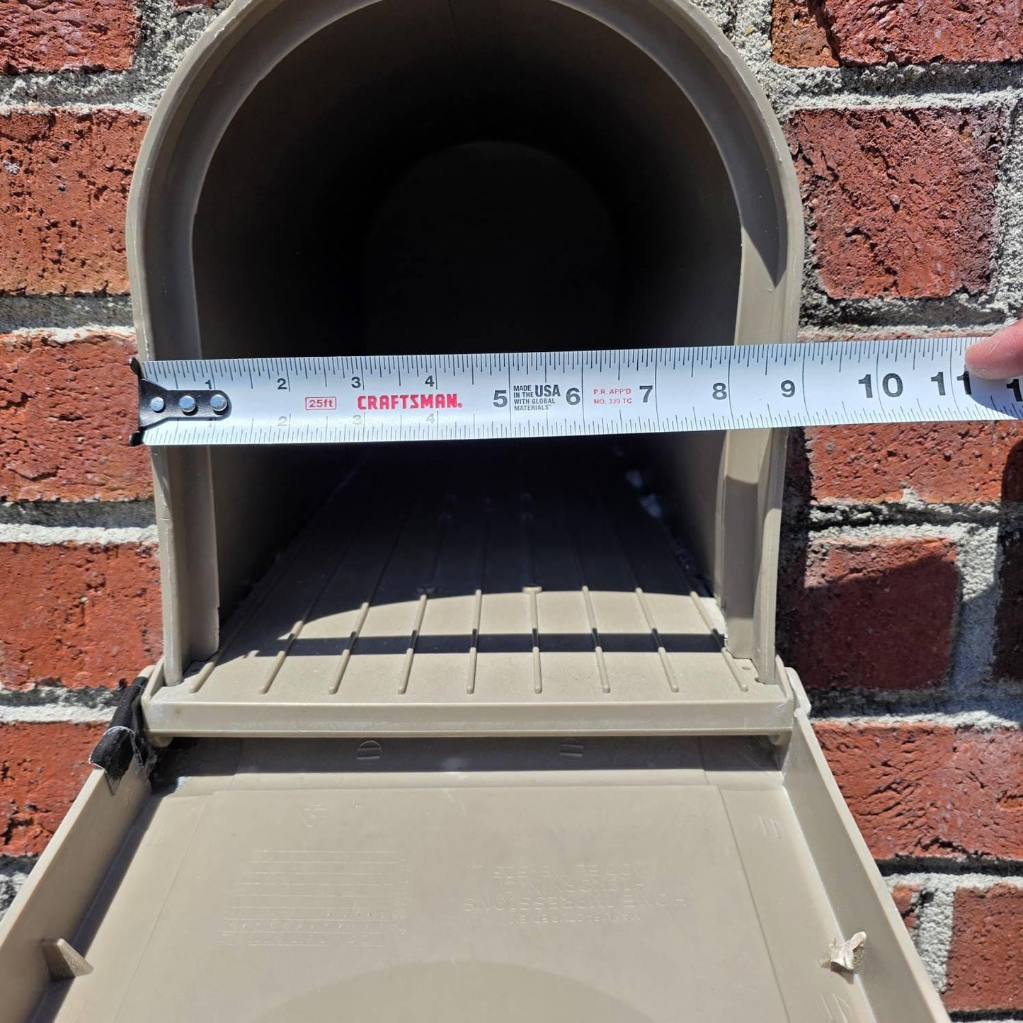 Plastic mailbox door replacement Design 14
